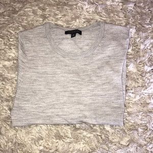 Quarter sleeve shirt